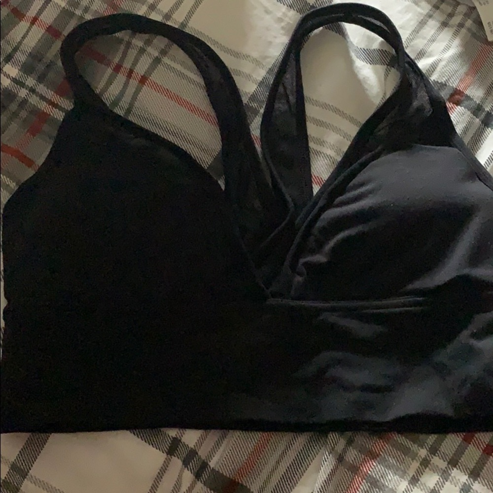 Sports bra